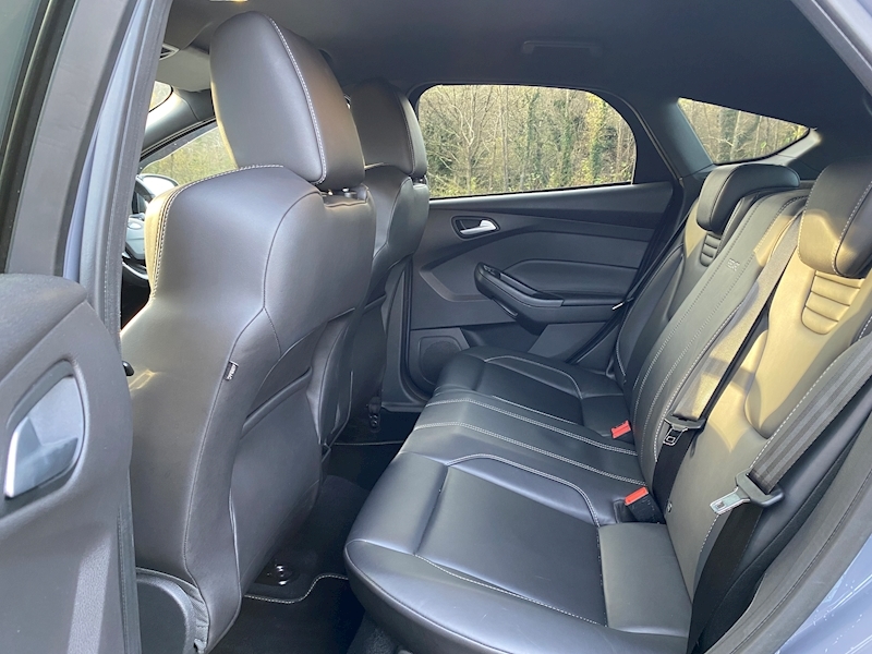 Ford 2.0T EcoBoost ST-3 Hatchback 5dr Petrol (s/s) (250 ps)