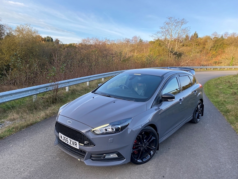 Ford 2.0T EcoBoost ST-3 Hatchback 5dr Petrol (s/s) (250 ps)
