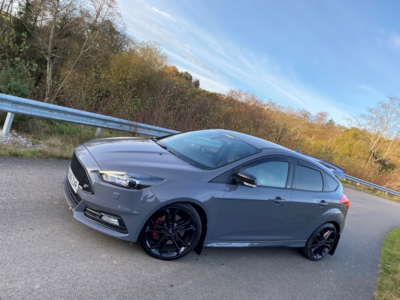 Ford 2.0T EcoBoost ST-3 Hatchback 5dr Petrol (s/s) (250 ps)