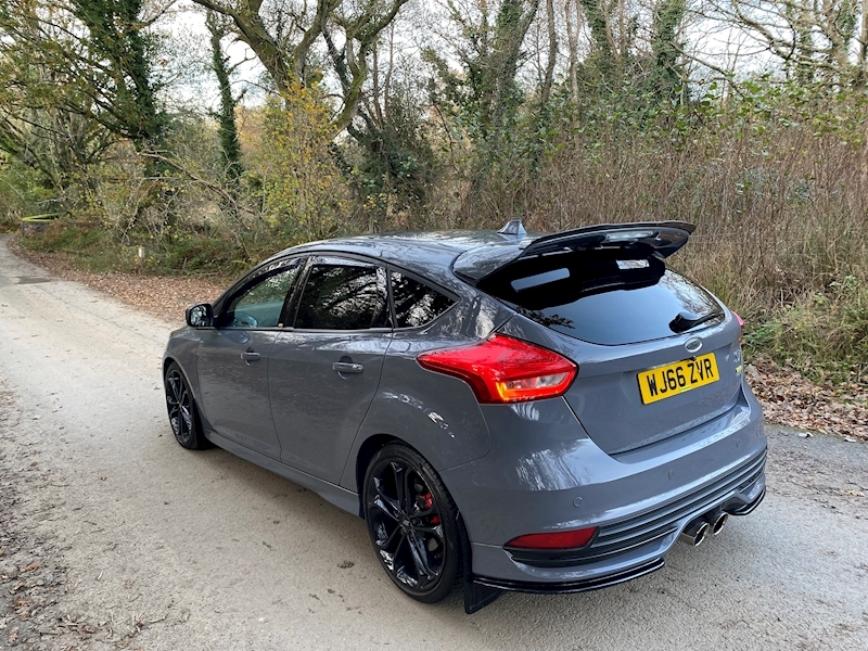 Ford 2.0T EcoBoost ST-3 Hatchback 5dr Petrol (s/s) (250 ps)