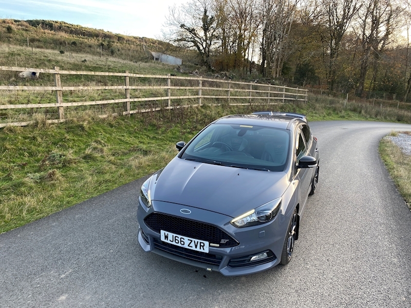 Ford 2.0T EcoBoost ST-3 Hatchback 5dr Petrol (s/s) (250 ps)
