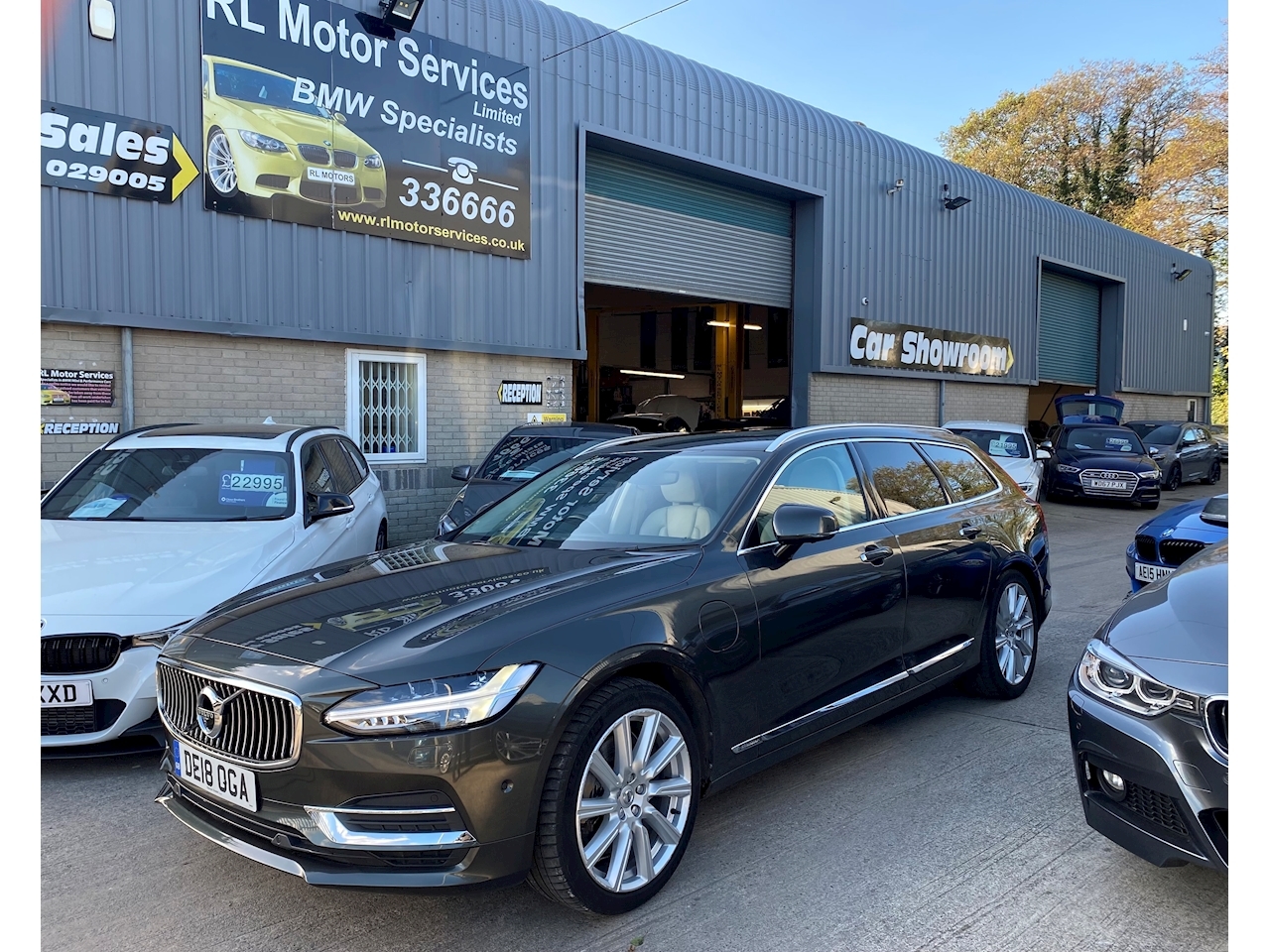 2.0h T8 Twin Engine 10.4kWh Inscription Pro Estate 5dr Petrol Plug-in Hybrid Auto AWD (s/s) (407 ps)