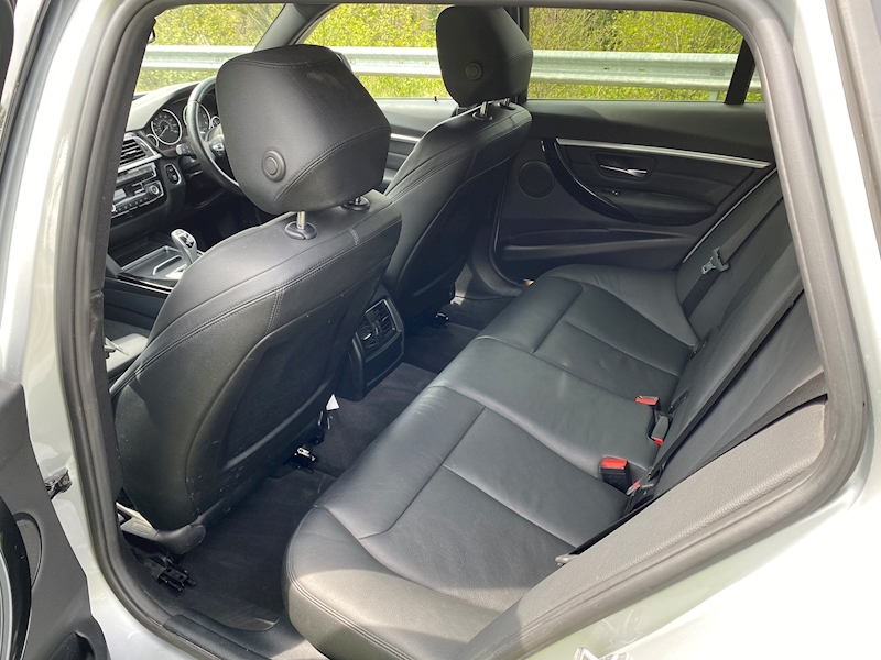 BMW 2.0 320d M Sport Touring 5dr Diesel Auto Euro 6 (s/s) (190 ps)