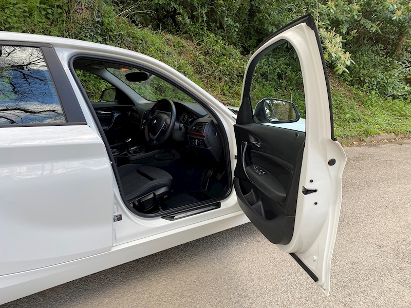 BMW 2.0 116d Sport Hatchback 5dr Diesel Manual (117 g/km, 116 bhp)