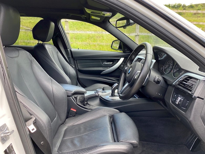 BMW 3.0 330d M Sport Touring 5dr Diesel Sport Auto (s/s) (138 g/km, 258 bhp)