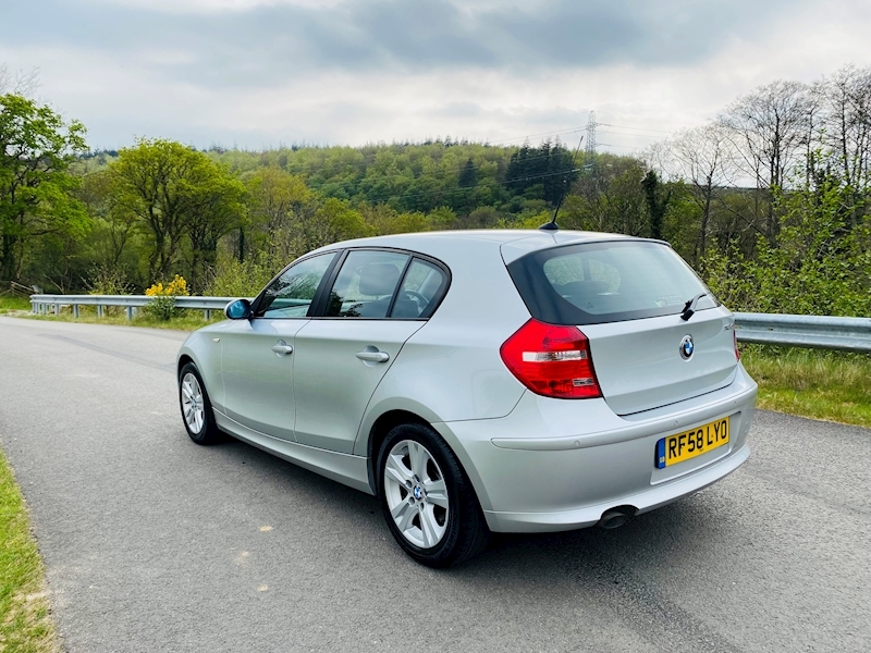 BMW 118D Se Hatchback 2.0 Manual Diesel