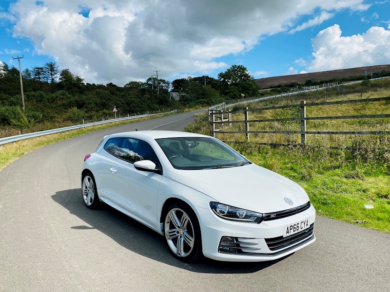 Volkswagen 2.0 TDI BlueMotion Tech R-Line Hatchback 3dr Diesel Manual Euro 6 (s/s) (184 ps)