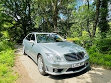 6.2 S63L V8 AMG Saloon 4dr Petrol 7G-Tronic (355 g/km, 525 bhp)