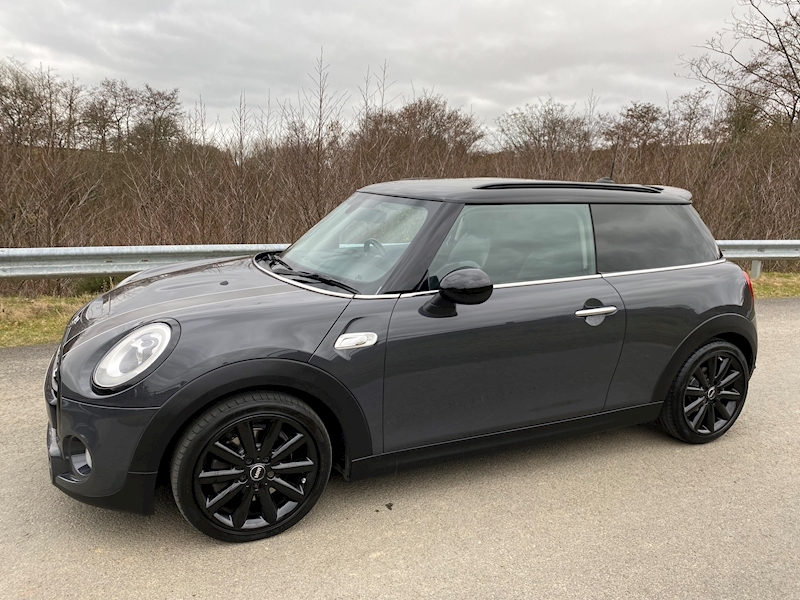 MINI 2.0 Cooper SD Hatchback 3dr Diesel Auto 6Spd Euro 6 (s/s) (170 ps)