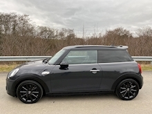 2.0 Cooper SD Hatchback 3dr Diesel Auto 6Spd Euro 6 (s/s) (170 ps)