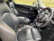 2.0 Cooper SD Hatchback 3dr Diesel Auto 6Spd Euro 6 (s/s) (170 ps)