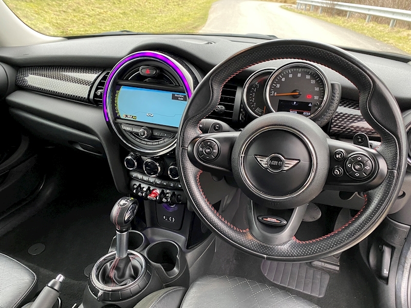 MINI 2.0 Cooper SD Hatchback 3dr Diesel Auto 6Spd Euro 6 (s/s) (170 ps)