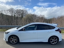 2.0 EcoBoost ST-2 Hatchback 5dr Petrol Manual (169 g/km, 247 bhp)