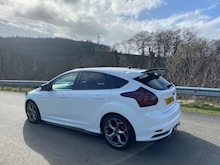 2.0 EcoBoost ST-2 Hatchback 5dr Petrol Manual (169 g/km, 247 bhp)