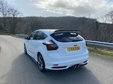 2.0 EcoBoost ST-2 Hatchback 5dr Petrol Manual (169 g/km, 247 bhp)