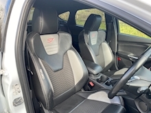 2.0 EcoBoost ST-2 Hatchback 5dr Petrol Manual (169 g/km, 247 bhp)