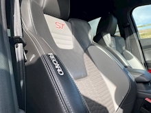 2.0 EcoBoost ST-2 Hatchback 5dr Petrol Manual (169 g/km, 247 bhp)