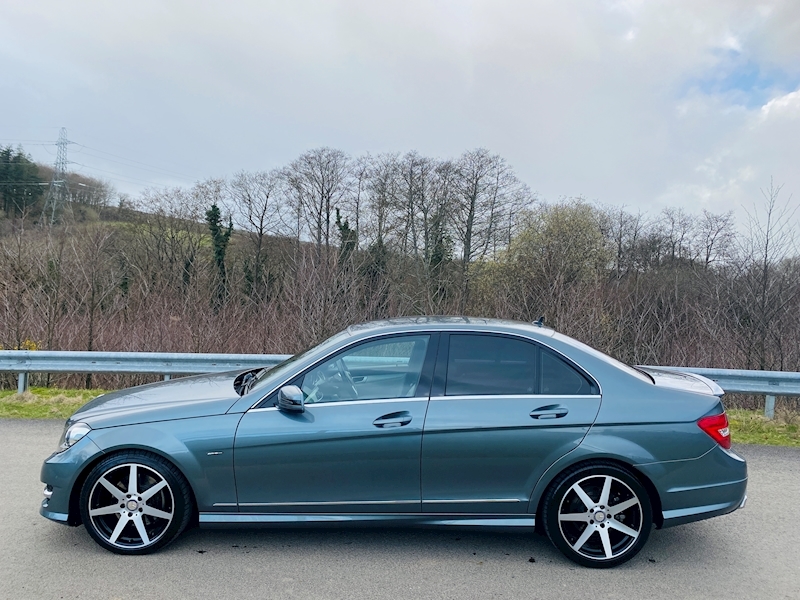 Mercedes-Benz 3.0 C350 CDI V6 BlueEfficiency Sport Edition 125 Saloon 4dr Diesel G-Tronic Euro 5 (s/s) (265 ps)