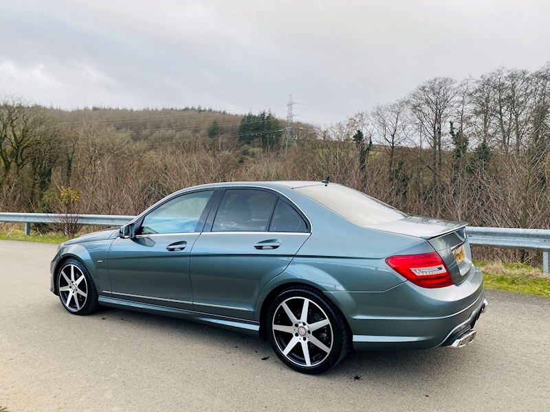 Mercedes-Benz 3.0 C350 CDI V6 BlueEfficiency Sport Edition 125 Saloon 4dr Diesel G-Tronic Euro 5 (s/s) (265 ps)