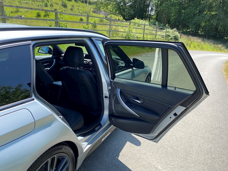 BMW 3 Series 320D M Sport Touring Estate 2.0 Manual Diesel