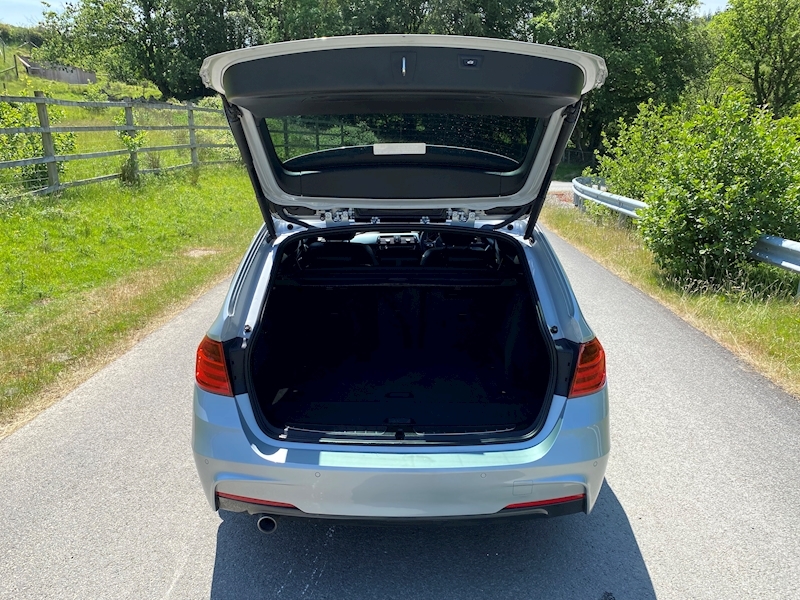 BMW 3 Series 320D M Sport Touring Estate 2.0 Manual Diesel