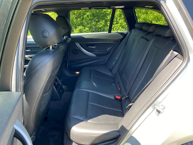 BMW 3 Series 320D M Sport Touring Estate 2.0 Manual Diesel