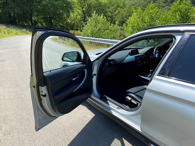 BMW 3 Series 320D M Sport Touring Estate 2.0 Manual Diesel