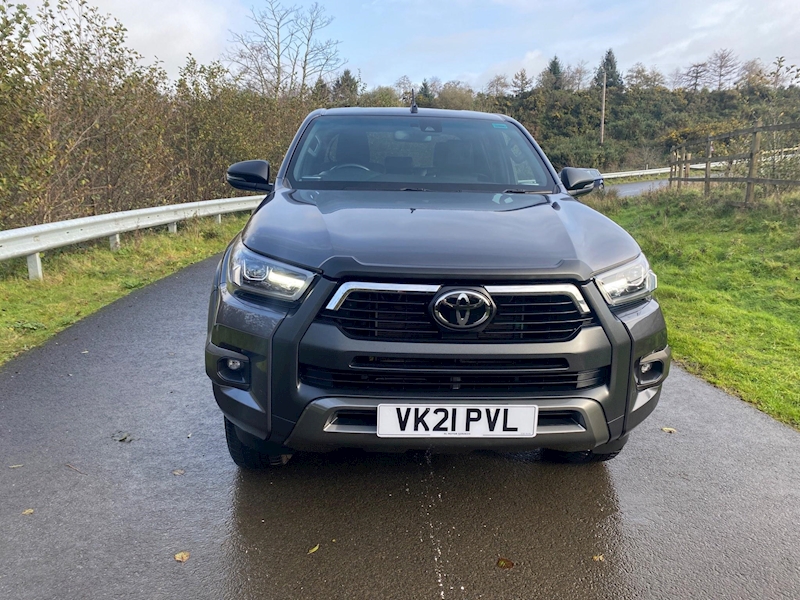 Toyota Hilux 2.8 D-4D Invincible X Double Cab Pickup Auto 4WD Euro 6 (s/s) 4dr