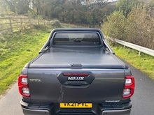 Hilux 2.8 D-4D Invincible X Double Cab Pickup Auto 4WD Euro 6 (s/s) 4dr