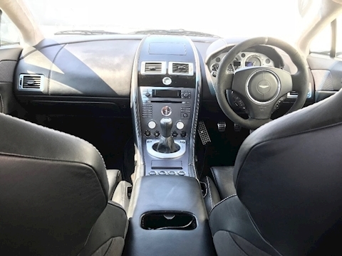Vantage V8 Hatchback 4.3 Manual Petrol