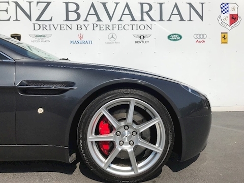 Vantage V8 Hatchback 4.3 Manual Petrol