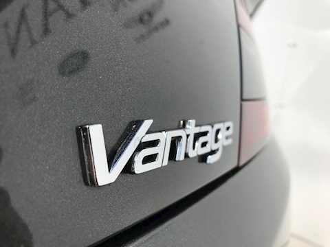 Vantage V8 Hatchback 4.3 Manual Petrol