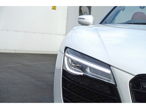 R8 Spyder V8 Quattro Convertible 4.2 Semi Auto Petrol