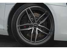 Audi R8 Spyder V8 Quattro