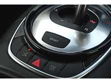 Audi R8 Spyder V8 Quattro