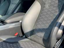 Land Rover Range Rover Sport 5.0 P575 V8 SVR Auto 4WD (s/s) 5dr