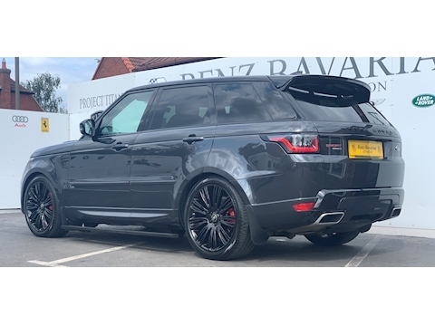 3.0 D300 MHEV HSE Dynamic Black SUV 5dr Diesel Auto 4WD (s/s) (300 ps)