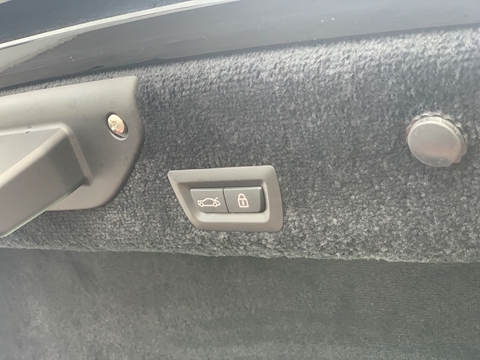 6.6 V12 Black Badge Coupe 2dr Petrol Auto (624 bhp)