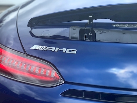 Mercedes AMG GT C 4.0 V8 BiTurbo GPF C Roadster 2dr Petrol SpdS DCT (s/s) (557 ps)