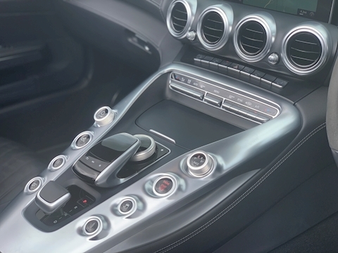 Mercedes AMG GT C 4.0 V8 BiTurbo GPF C Roadster 2dr Petrol SpdS DCT (s/s) (557 ps)