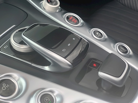 Mercedes AMG GT C 4.0 V8 BiTurbo GPF C Roadster 2dr Petrol SpdS DCT (s/s) (557 ps)