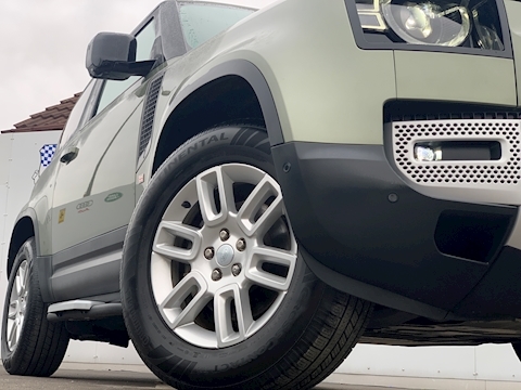Defender 3.0 D200 MHEV S SUV 3dr Diesel Auto 4WD (s/s) (200 ps)