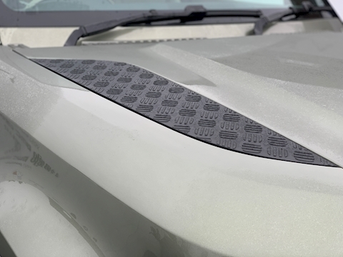 Defender 3.0 D200 MHEV S SUV 3dr Diesel Auto 4WD (s/s) (200 ps)