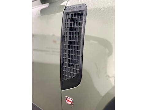 Defender 3.0 D200 MHEV S SUV 3dr Diesel Auto 4WD (s/s) (200 ps)