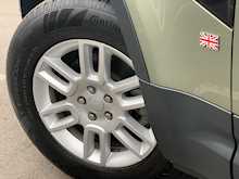 Land Rover Defender 3.0 D200 MHEV S SUV 3dr Diesel Auto 4WD (s/s) (200 ps)