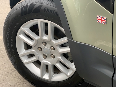 Defender 3.0 D200 MHEV S SUV 3dr Diesel Auto 4WD (s/s) (200 ps)