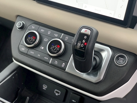 Defender 3.0 D200 MHEV S SUV 3dr Diesel Auto 4WD (s/s) (200 ps)