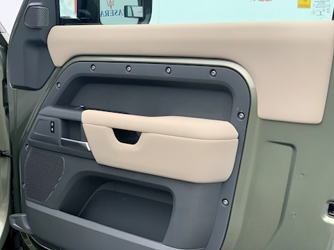 Defender 3.0 D200 MHEV S SUV 3dr Diesel Auto 4WD (s/s) (200 ps)