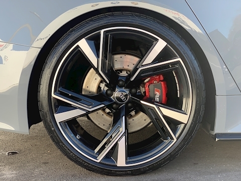 Audi RS6 4.0 TFSI V8 Launch Edition Estate 5dr Petrol Tiptronic quattro (s/s) (600 ps)