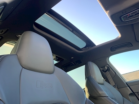 Audi RS6 4.0 TFSI V8 Launch Edition Estate 5dr Petrol Tiptronic quattro (s/s) (600 ps)